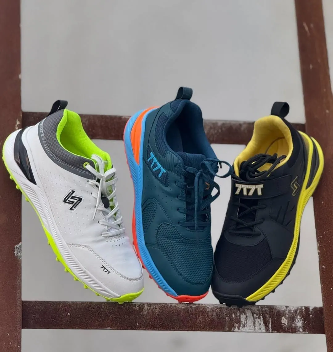 Cricket Shoes