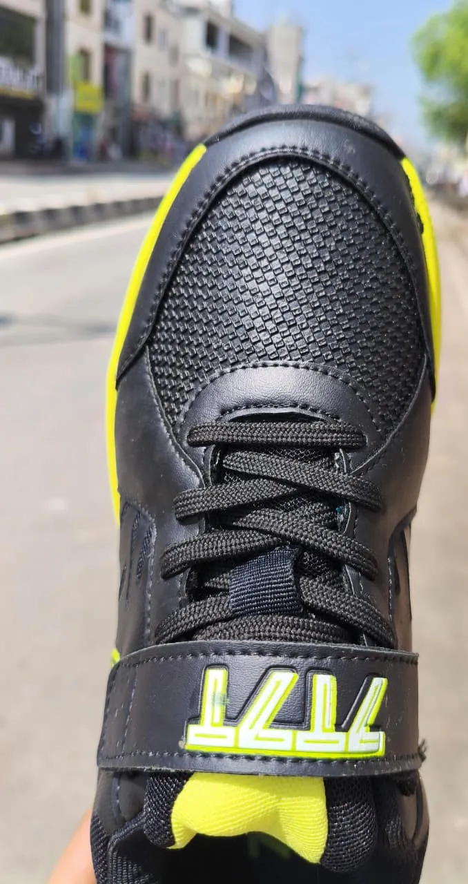 Professional Cricket Shoes View 6
